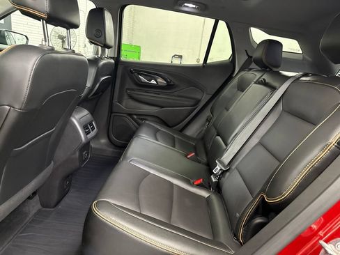 Used 2024 GMC Terrain AT4 AWD/4WD image 13