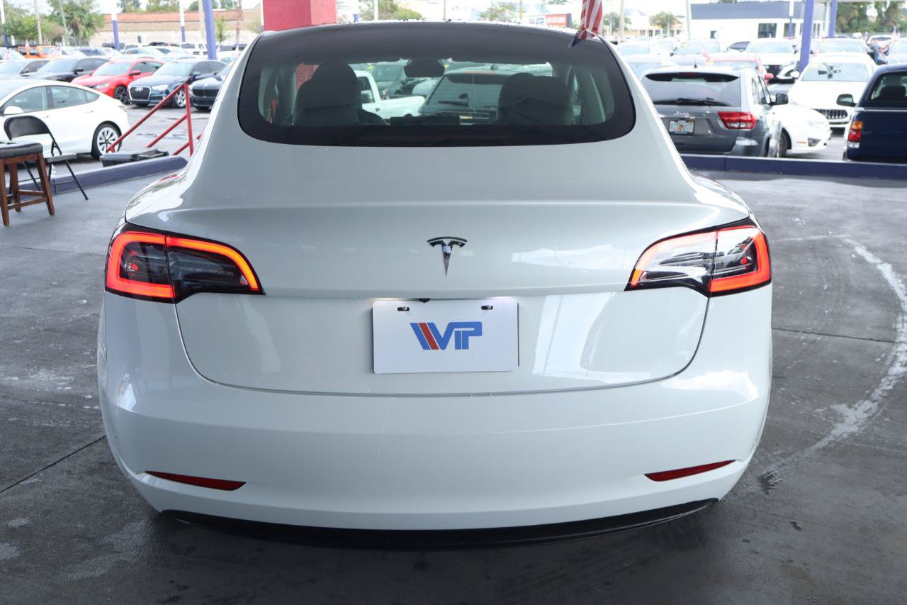 Used 2023 Tesla Model 3 Standard Range RWD image 8