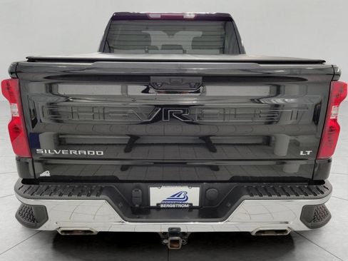 Used 2022 Chevrolet Silverado 1500 LT AWD/4WD image 25