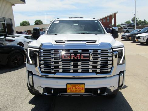 New 2026 GMC Sierra 3500 Denali w/ Technology Package AWD/4WD image 13
