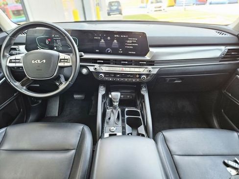 Used 2025 Kia Telluride S FWD image 15