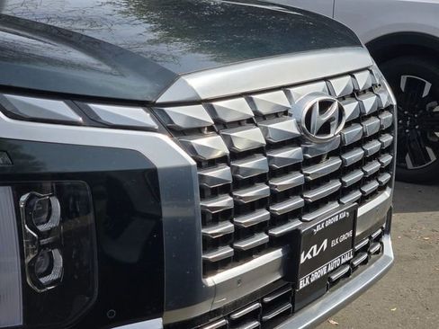 Used 2024 Hyundai Palisade Calligraphy image 4