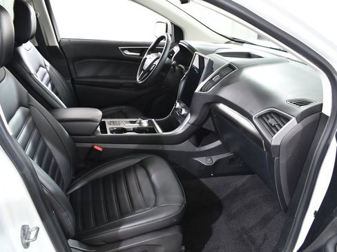 Used 2022 Ford Edge SEL w/ Convenience Package image 10