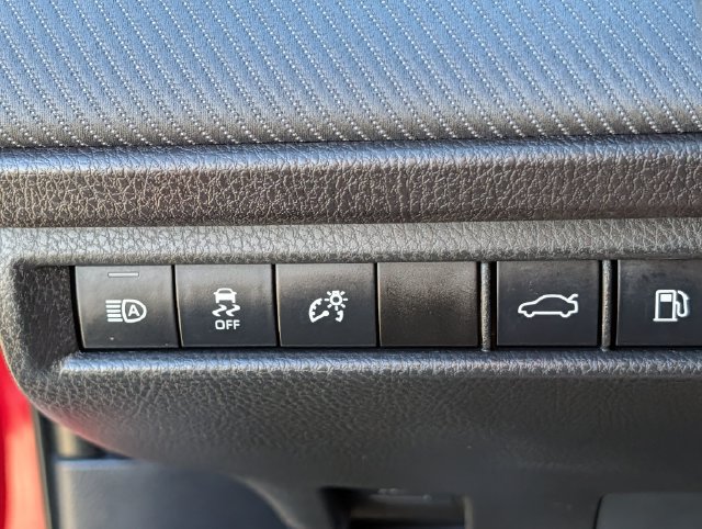 Used 2025 Toyota Camry SE w/ Convenience Package FWD image 22