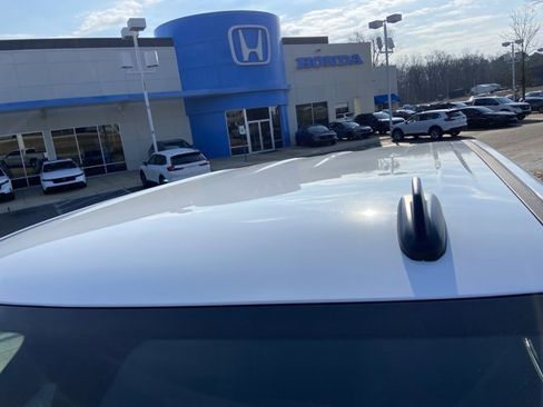 Used 2025 Chevrolet Silverado 1500 LT image 27