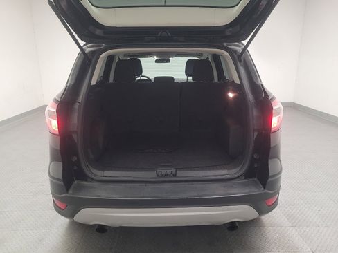 Used 2018 Ford Escape SE FWD image 29