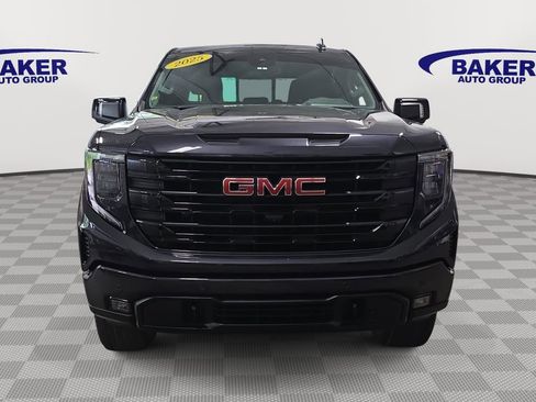 Used 2025 GMC Sierra 1500 Elevation w/ Elevation Premium Package AWD/4WD image 2
