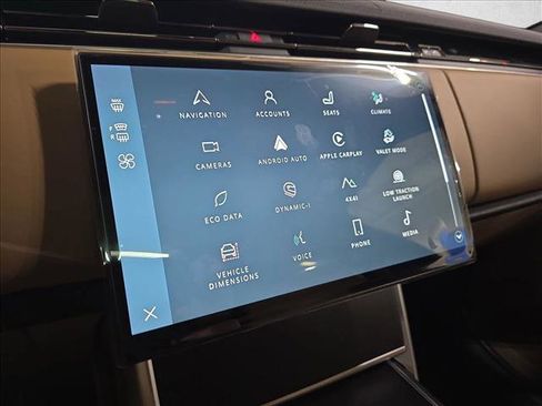 New 2026 Land Rover Range Rover SE image 23