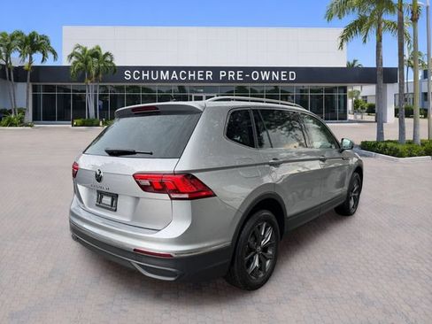 Used 2023 Volkswagen Tiguan SE FWD image 7