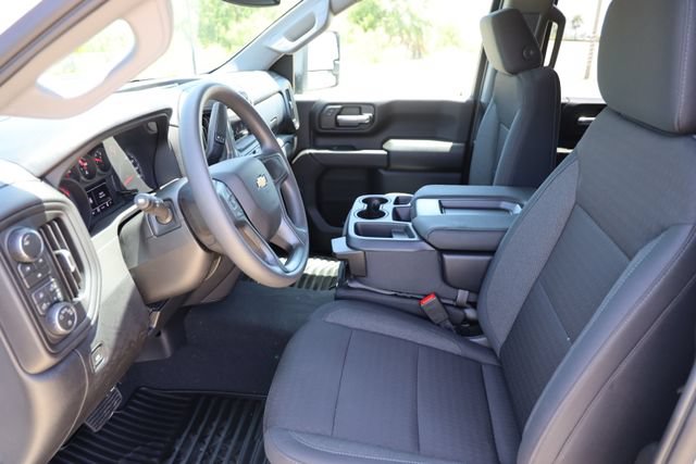 New 2026 Chevrolet Silverado 2500 Custom w/ Custom Value Package AWD/4WD image 12