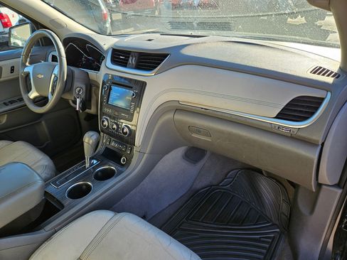Used 2013 Chevrolet Traverse LT AWD/4WD image 31