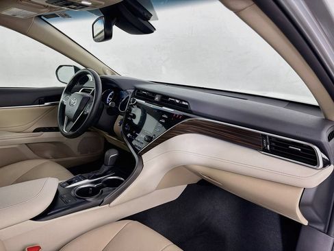 Used 2018 Toyota Camry XLE w/ Audio Package FWD image 30
