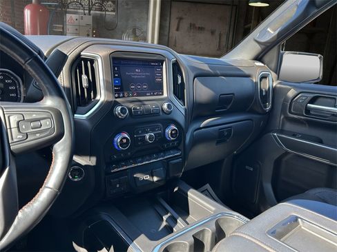 Used 2019 GMC Sierra 1500 AT4 w/ AT4 Premium Package image 23