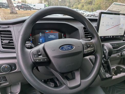 New 2026 Ford Transit 250 148 Medium Roof w/ Load Area Protection Package image 18