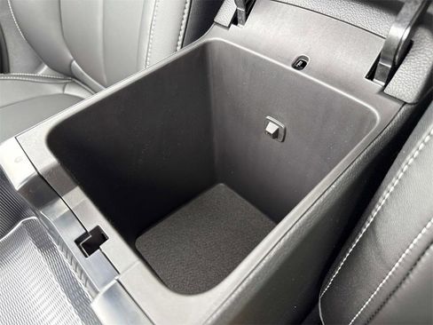 New 2025 Jeep Grand Cherokee Limited w/ Black Appearance Package image 35