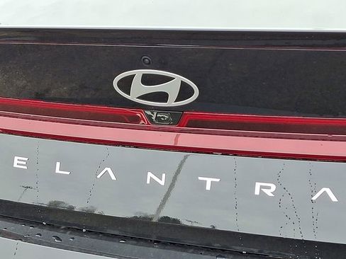 New 2026 Hyundai Elantra Sport FWD image 11