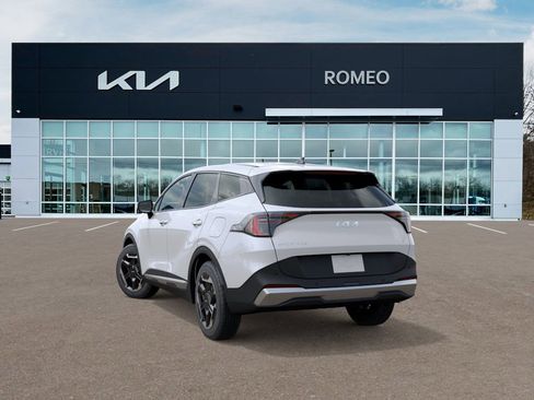 New 2026 Kia Sportage S image 3