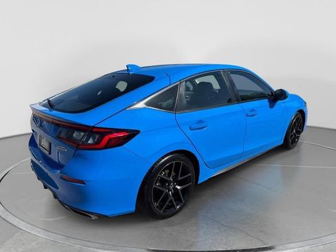 Used 2022 Honda Civic Sport Touring image 4