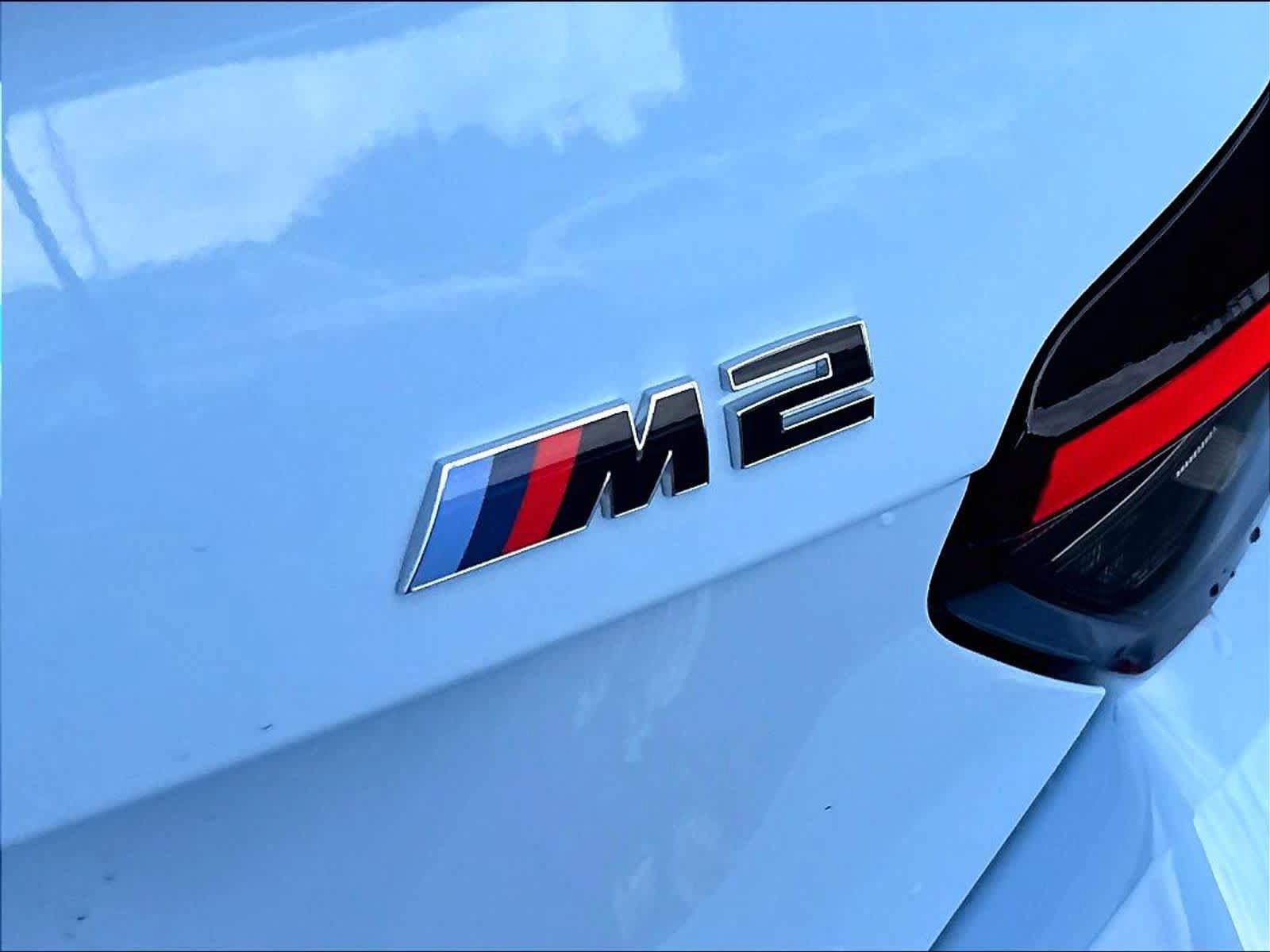 Used 2026 BMW M2 w/ Lighting Package RWD image 25