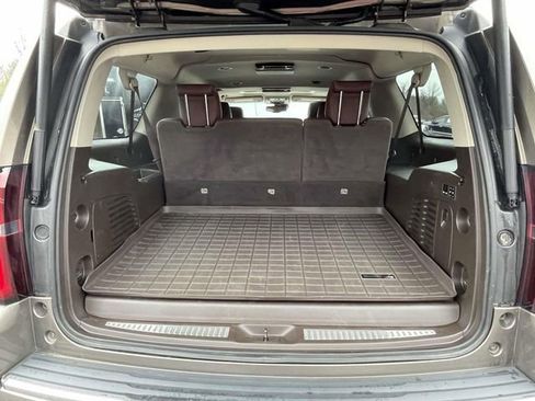 Used 2016 Chevrolet Suburban LTZ image 10