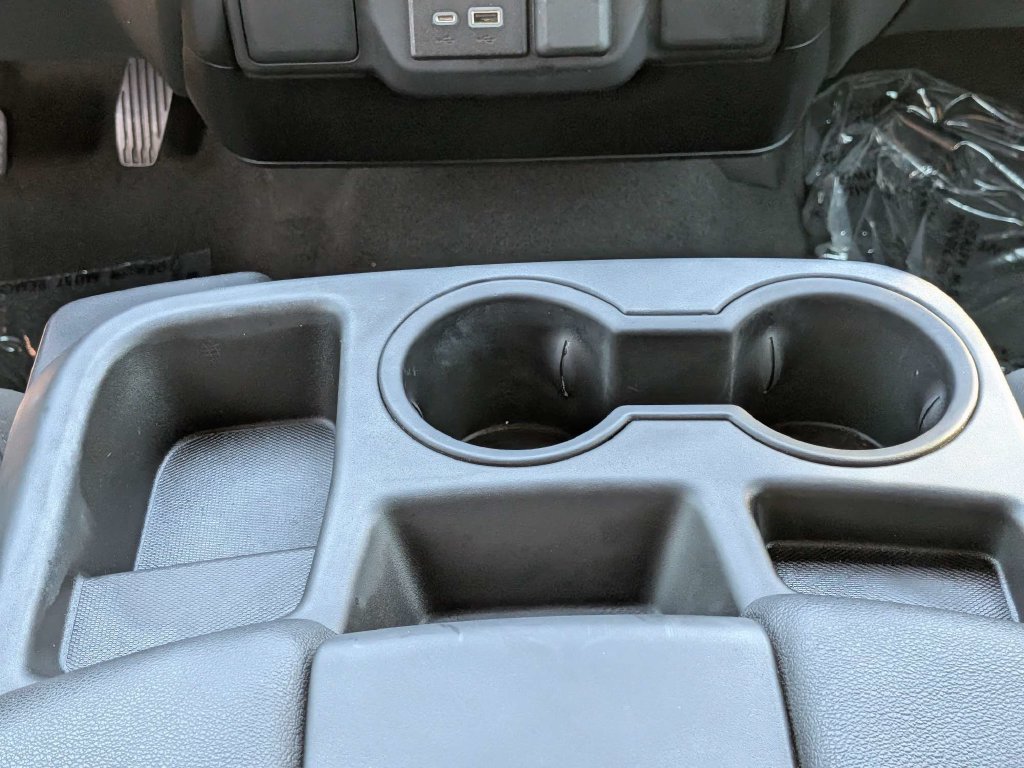 Used 2022 Chevrolet Silverado 1500 Custom w/ Safety Confidence Package RWD image 18