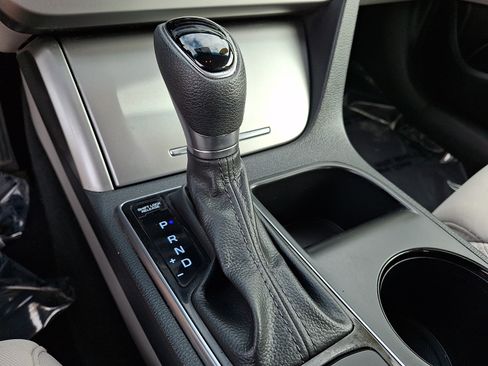 Used 2015 Hyundai Sonata SE FWD image 17