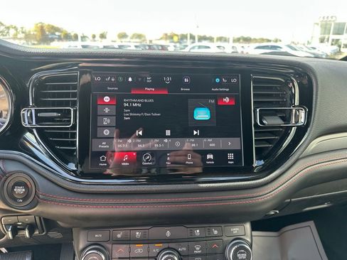 Used 2023 Dodge Durango GT image 13