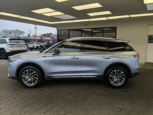 Certified 2022 Lincoln Corsair FWD w/ Equipment Group 101A image 8