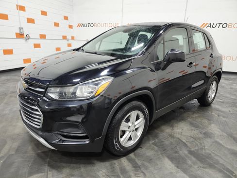 Used 2020 Chevrolet Trax LS FWD image 11