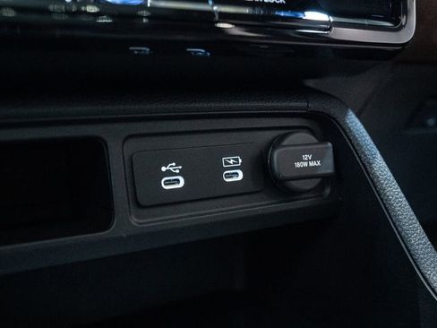 Used 2026 Honda Pilot Elite image 32