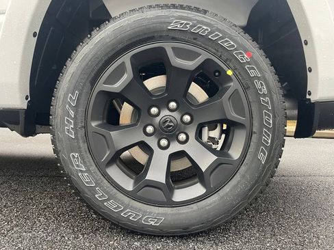 New 2026 RAM 1500 Big Horn AWD/4WD image 9