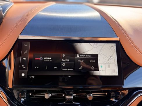 Used 2026 Aston Martin DBX 707 AWD/4WD image 21