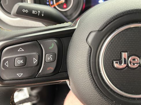 Used 2024 Jeep Wrangler Sport AWD/4WD image 15