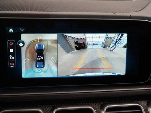 New 2025 Mercedes-Benz GLS 63 AMG 4MATIC image 31