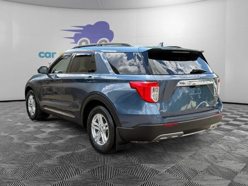 Used 2020 Ford Explorer XLT w/ Equipment Group 202A RWD image 3