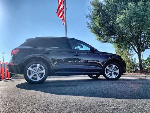 Used 2020 Audi Q5 2.0T Premium w/ Convenience Package AWD/4WD image 9