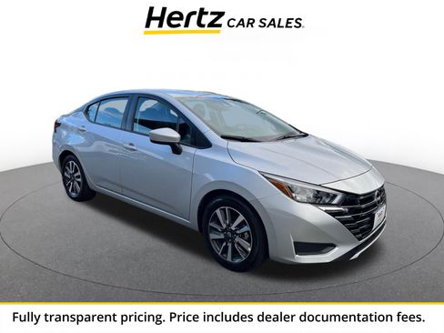 Used 2025 Nissan Versa SV FWD image 1