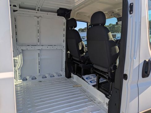 New 2026 RAM ProMaster 1500 w/ Convenience Group image 22