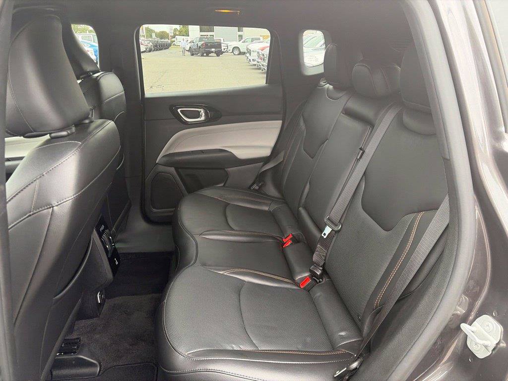 Certified 2023 Jeep Compass Limited w/ Elite Group AWD/4WD image 12