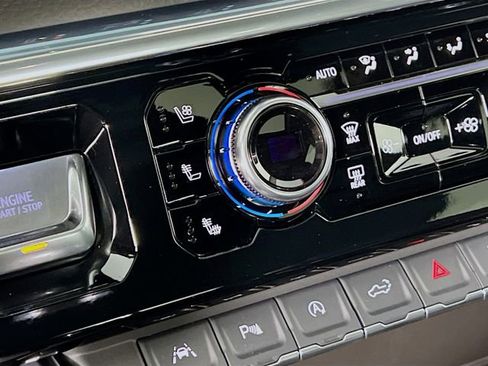 Certified 2025 GMC Sierra 1500 Denali w/ Technology Package image 19