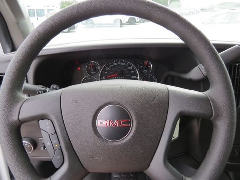 Used 2025 GMC Savana 3500 w/ Driver Convenience Package image 13