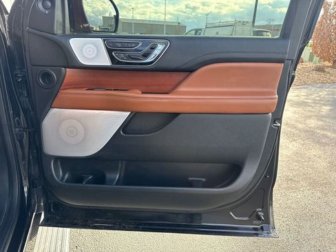 Used 2020 Lincoln Navigator L Reserve w/ Equipment Group 208A Reserve AWD/4WD image 61