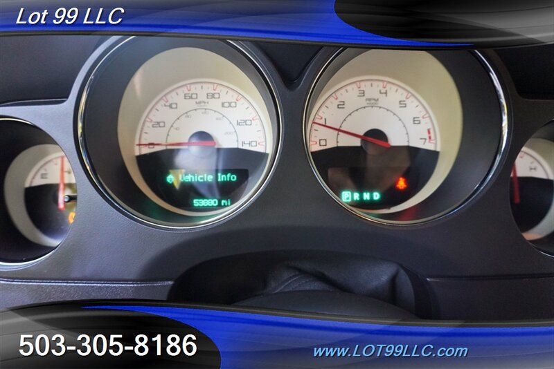 Used 2014 Dodge Challenger SXT RWD image 23