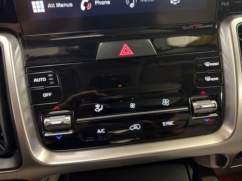 Used 2021 Kia Sorento EX w/ Panoramic Sunroof Package AWD/4WD image 9