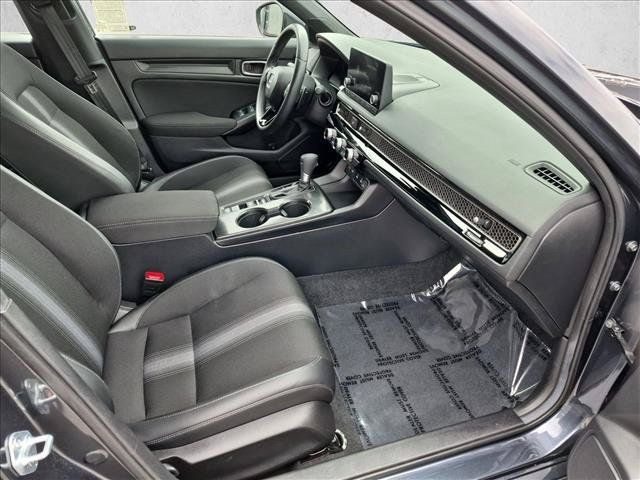 Used 2025 Honda Civic Sport image 19