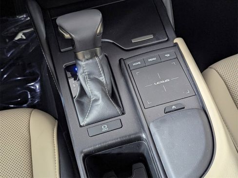 Used 2019 Lexus ES 350 image 21