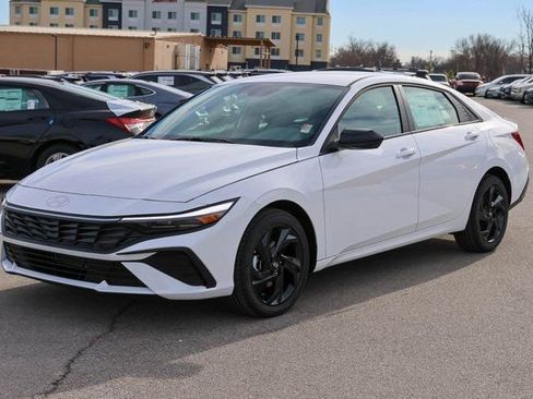 New 2026 Hyundai Elantra Sport image 6