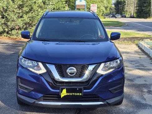 Used 2018 Nissan Rogue SV AWD/4WD image 4