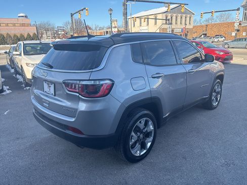 Used 2018 Jeep Compass Limited w/ Navigation Group image 5