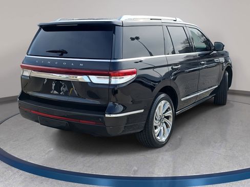 Used 2024 Lincoln Navigator Reserve image 5